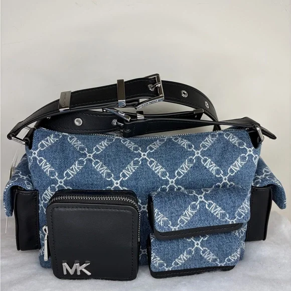 Michael Kors Dakota Medium Pocket Shoulder Bag - Picture 1 of 10